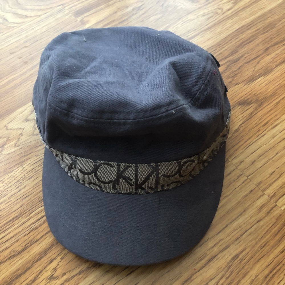 Calvin Klein gray hat